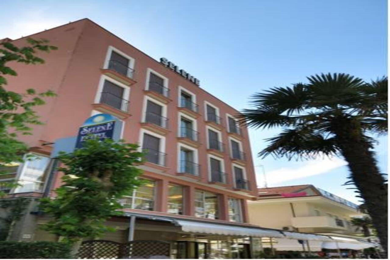 Hotel Selene - Vista Mare Riccione Exteriör bild