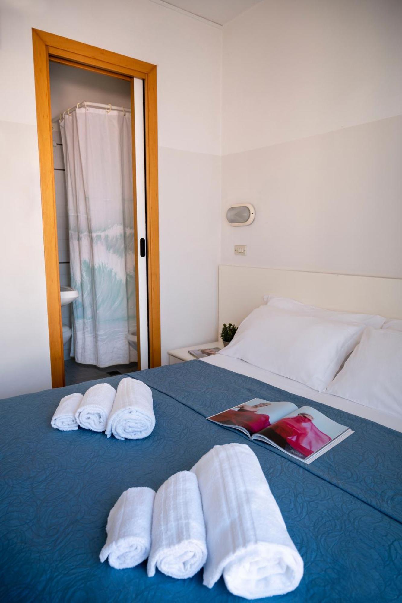Hotel Selene - Vista Mare Riccione Rum bild