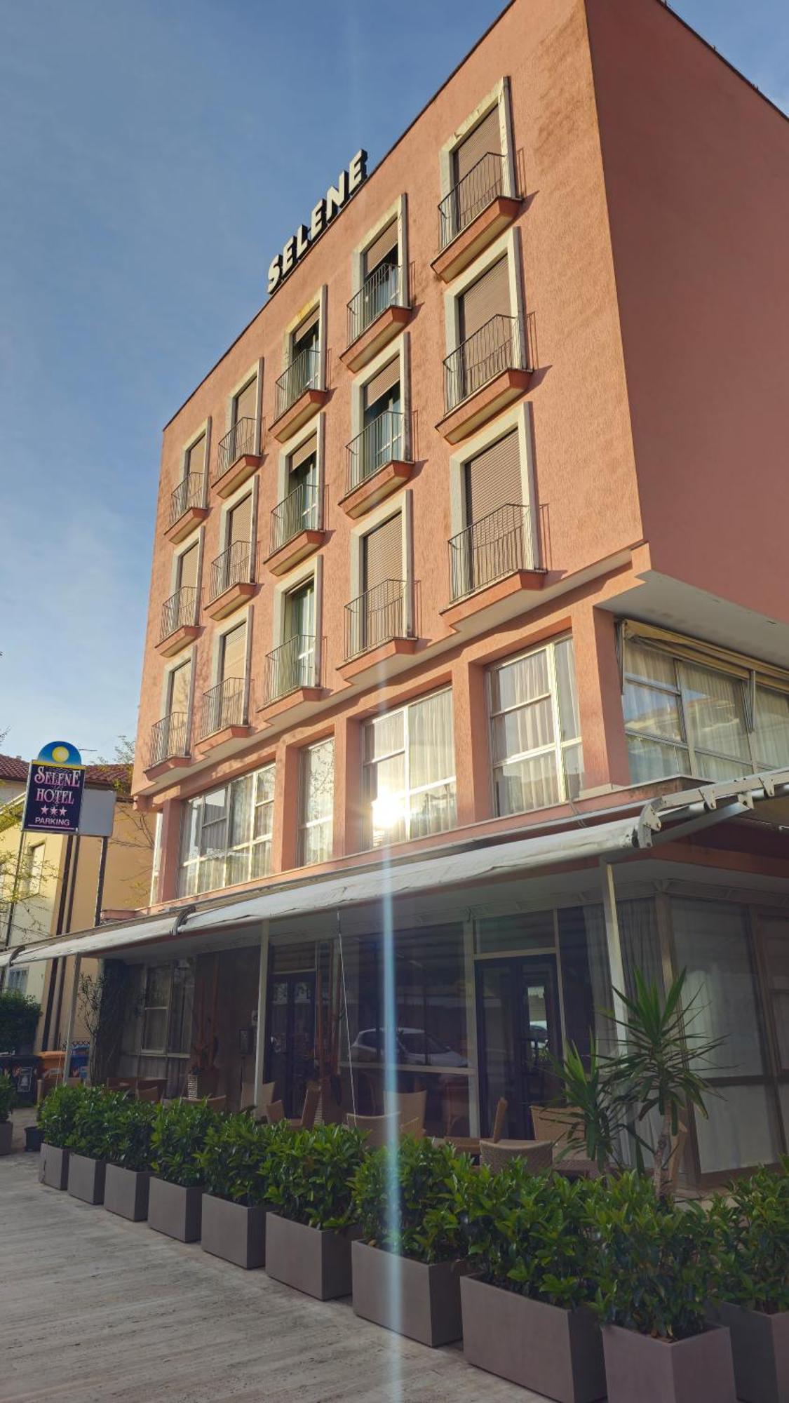 Hotel Selene - Vista Mare Riccione Exteriör bild
