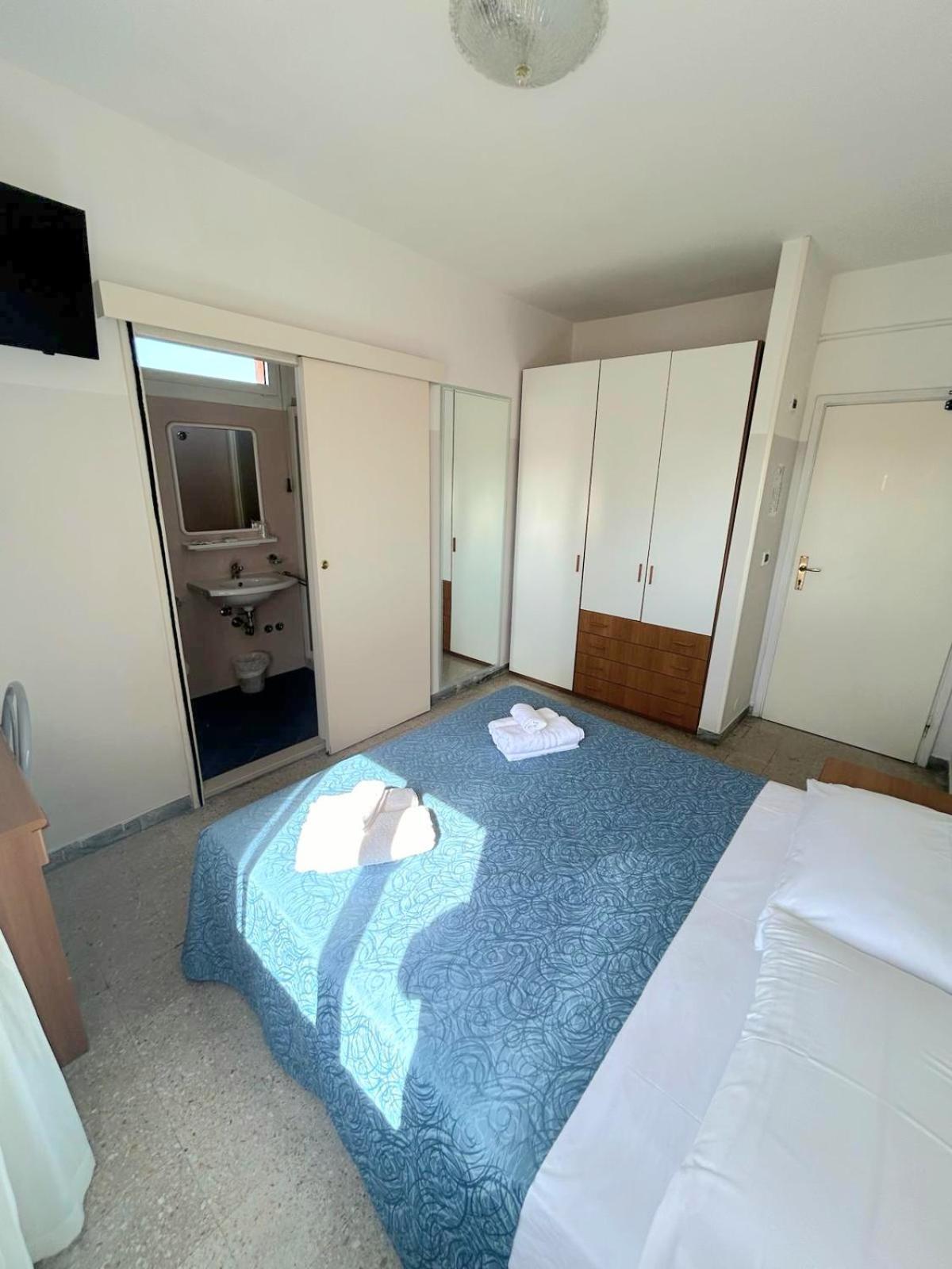 Hotel Selene - Vista Mare Riccione Rum bild